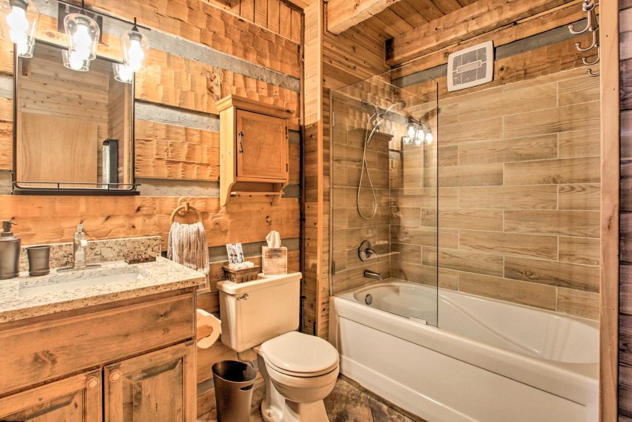 Panoramic-View Gatlinburg Cabin With Private Hot Tub Ngoại thất bức ảnh